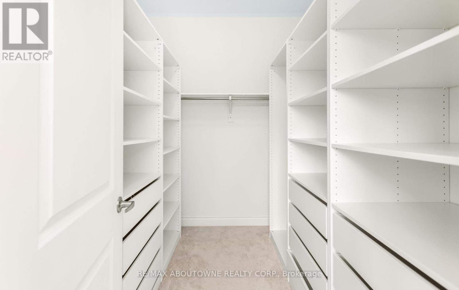 3294 Millicent Avenue, Oakville, Ontario  L6M 4P5 - Photo 30 - W13048242