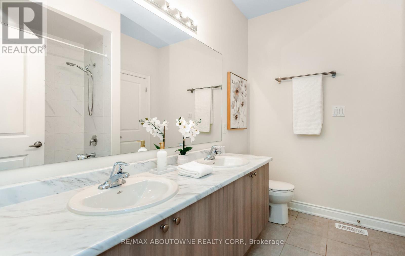 3294 Millicent Avenue, Oakville, Ontario  L6M 4P5 - Photo 43 - W13048242