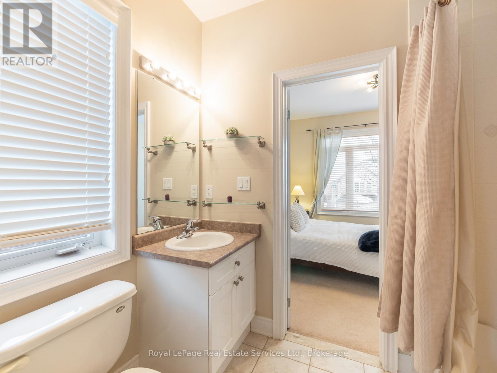 1468 Ferncrest Road, Oakville, Ontario  L6H 7W2 - Photo 23 - W13048372