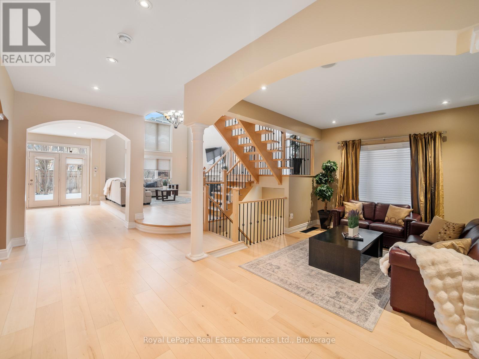 1468 Ferncrest Road, Oakville, Ontario  L6H 7W2 - Photo 7 - W13048372