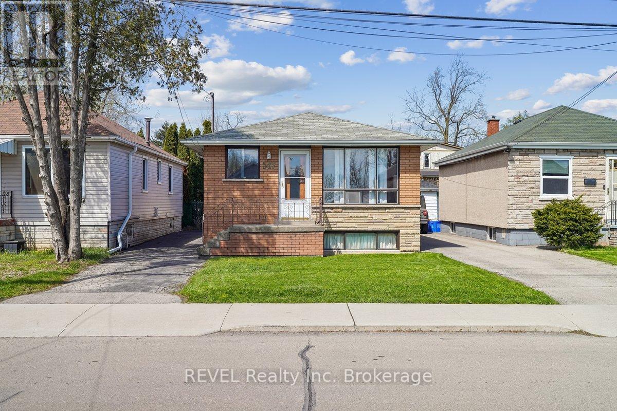 547 QUEBEC STREET, Hamilton, Ontario