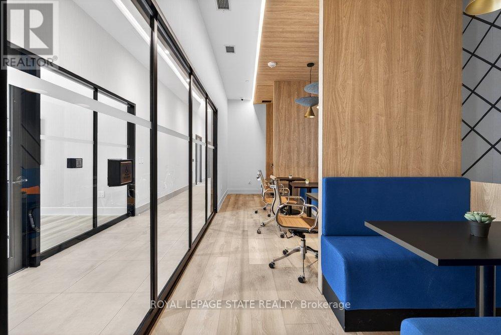 207 - 500 Plains Road E, Burlington, Ontario  L7T 2E1 - Photo 20 - W13042830