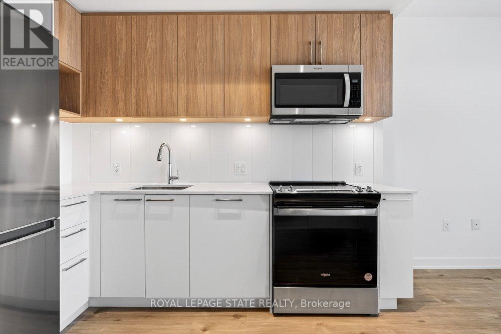 207 - 500 Plains Road E, Burlington, Ontario  L7T 2E1 - Photo 36 - W13042830