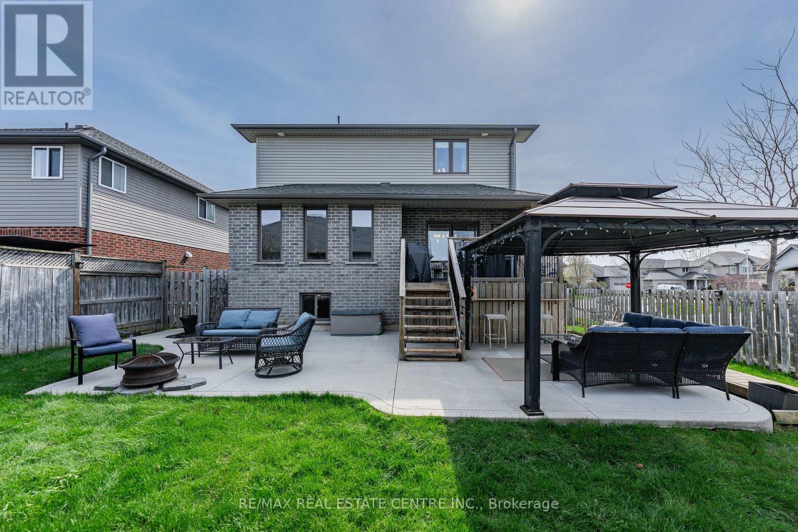 692 Halifax Road, Woodstock (Woodstock - North), Ontario  N4T 0G1 - Photo 45 - X13048196