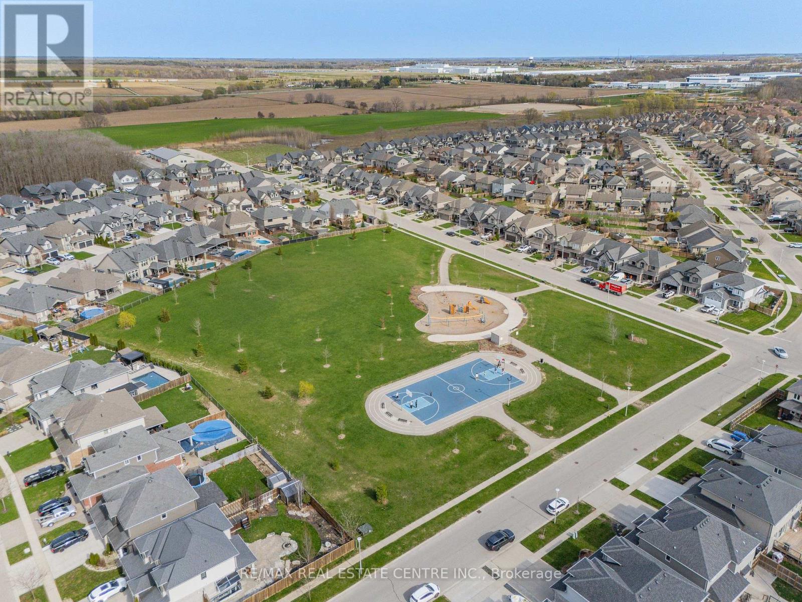 692 Halifax Road, Woodstock (Woodstock - North), Ontario  N4T 0G1 - Photo 50 - X13048196