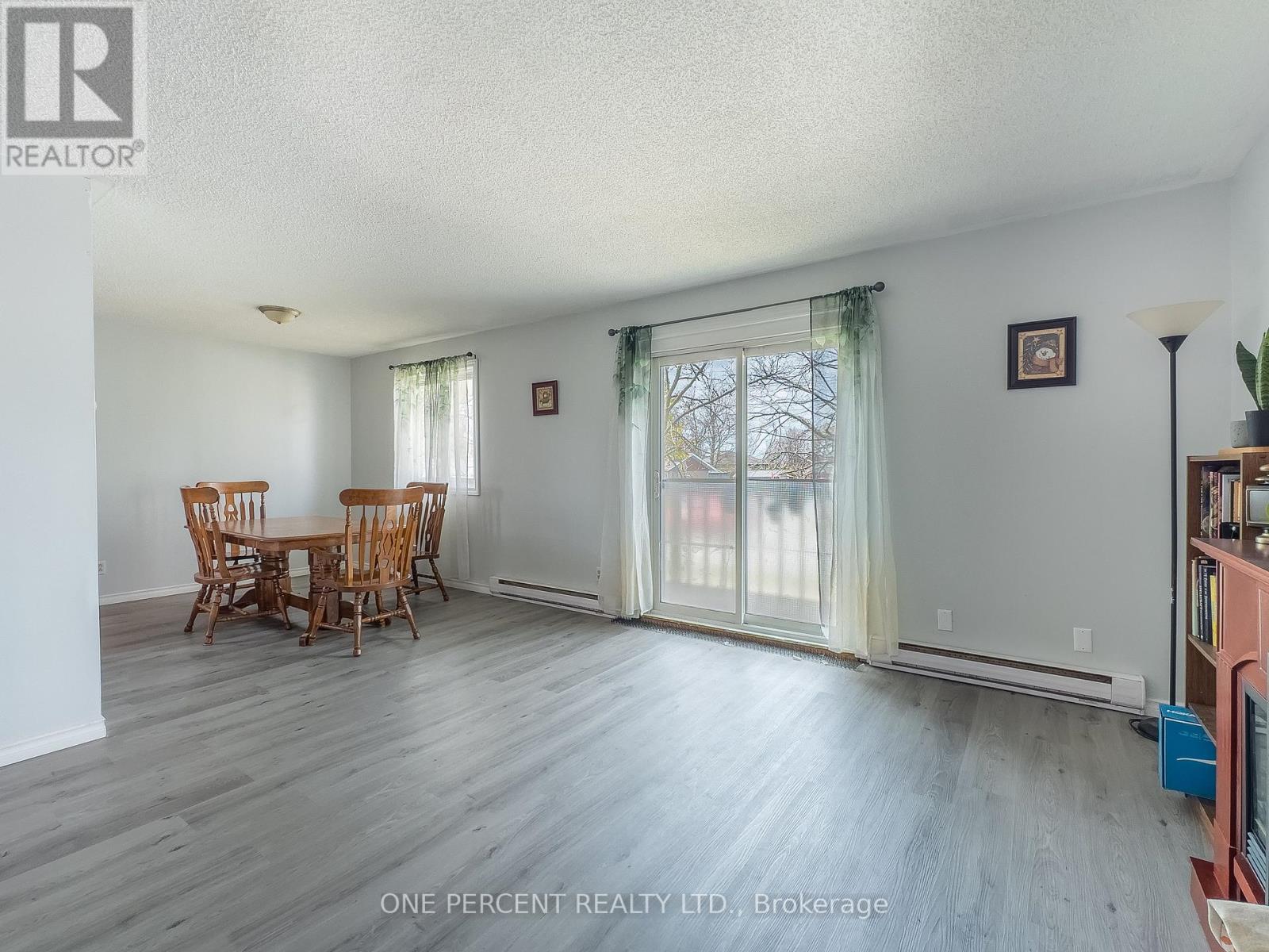 211 Reid Street, Quinte West, Ontario  K8V 5W4 - Photo 12 - X13048266