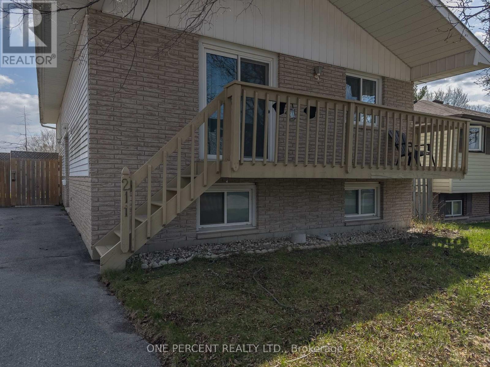 211 Reid Street, Quinte West, Ontario  K8V 5W4 - Photo 3 - X13048266