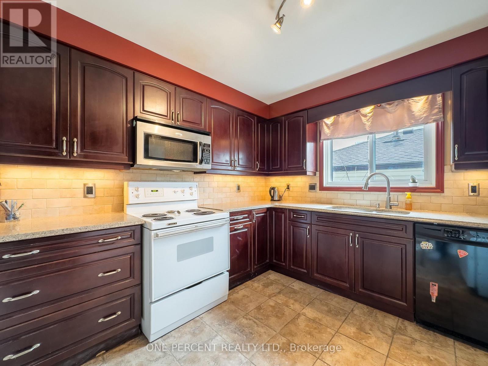 211 Reid Street, Quinte West, Ontario  K8V 5W4 - Photo 8 - X13048266