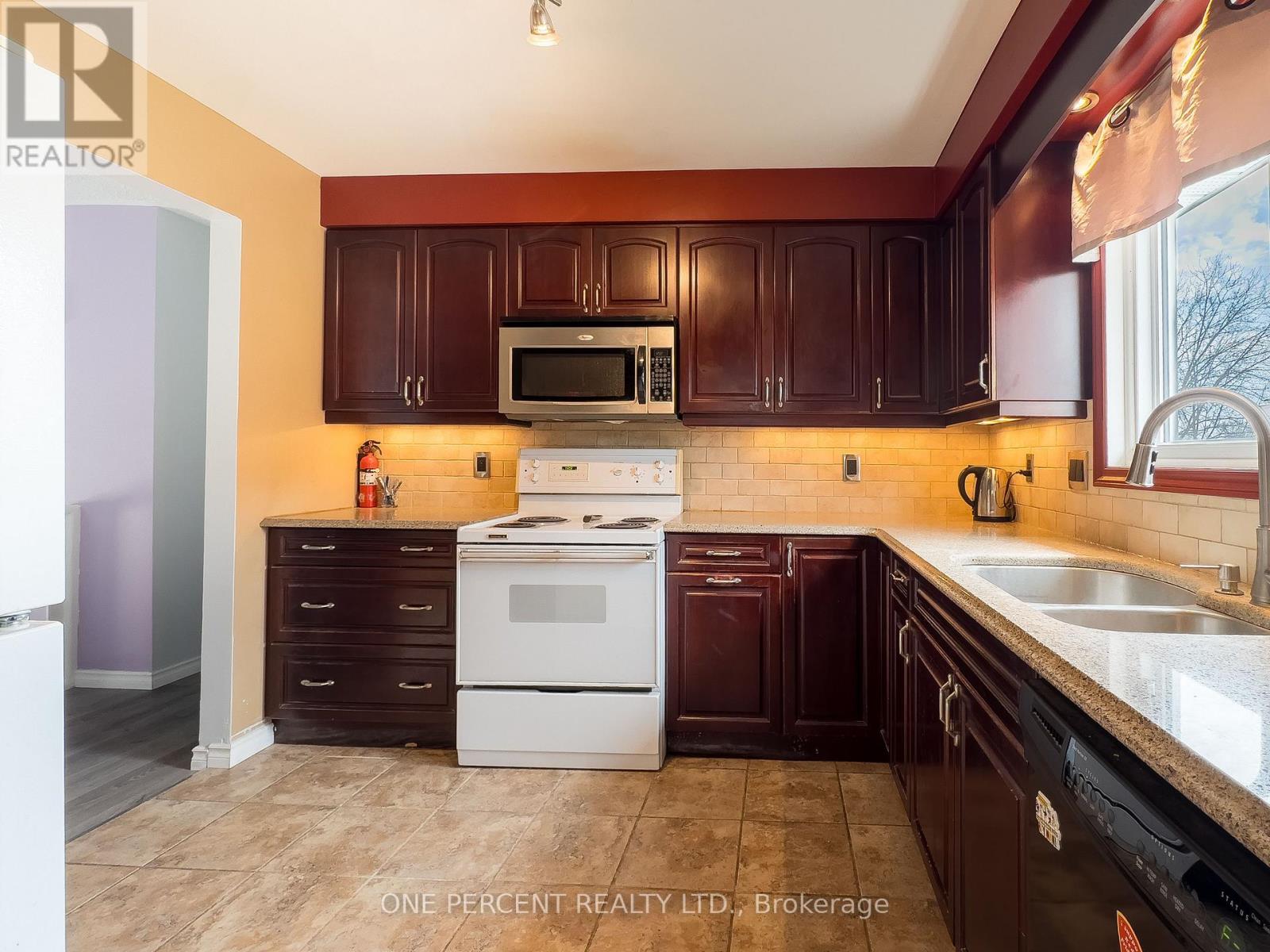 211 Reid Street, Quinte West, Ontario  K8V 5W4 - Photo 9 - X13048266