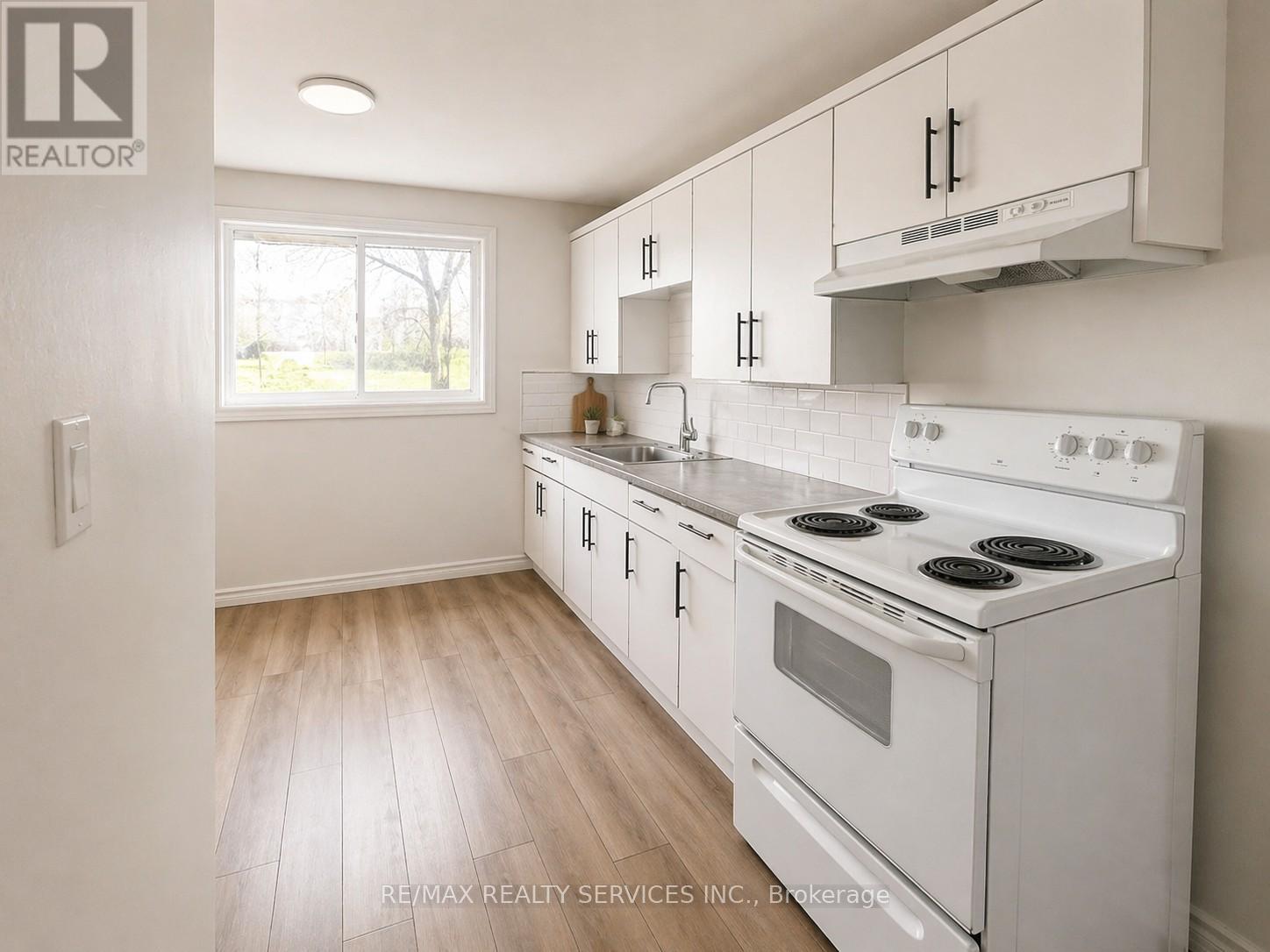 1 - 358 Grey Street, Brantford, Ontario  N3S 4X4 - Photo 2 - X13048272