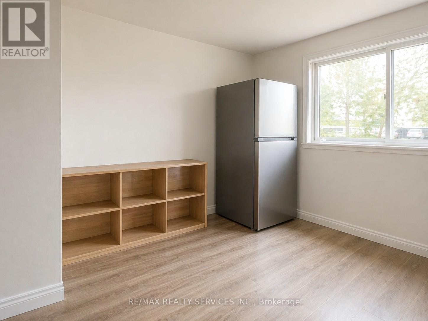 1 - 358 Grey Street, Brantford, Ontario  N3S 4X4 - Photo 3 - X13048272