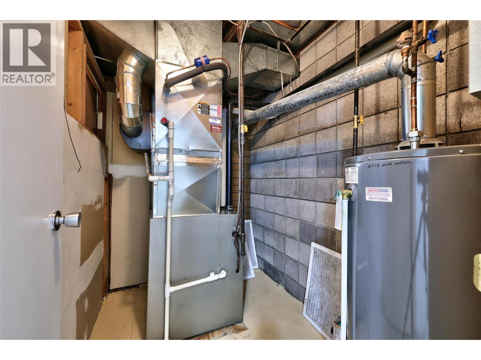 2402 Parkview Drive, Kamloops, British Columbia  V2B 7J1 - Photo 36 - 10384956