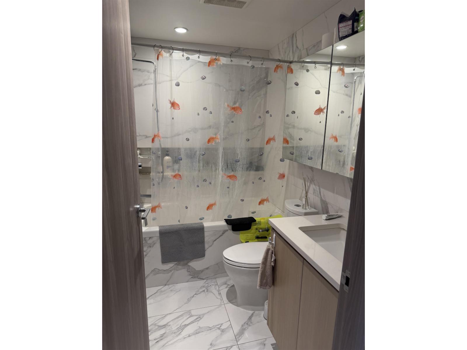 307 9887 Whalley Boulevard, Surrey, British Columbia  V3T 0P4 - Photo 4 - R3111833