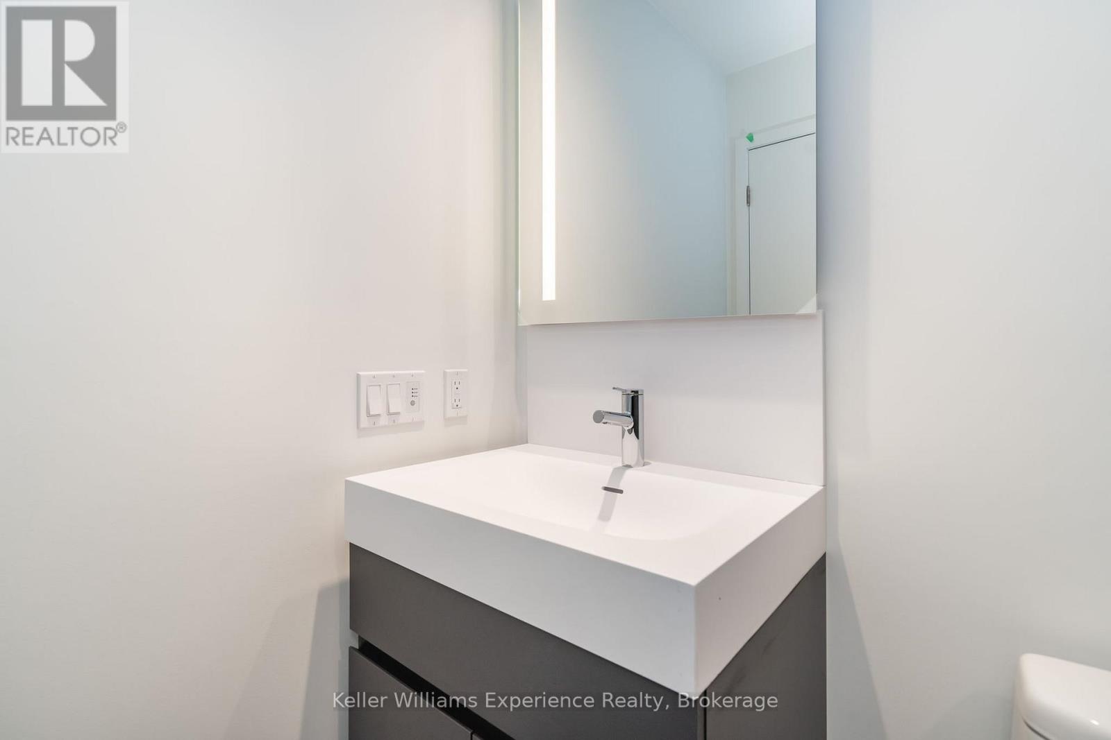 1910 - 39 Mary Street, Barrie (City Centre), Ontario  L4N 1S9 - Photo 21 - S13048416