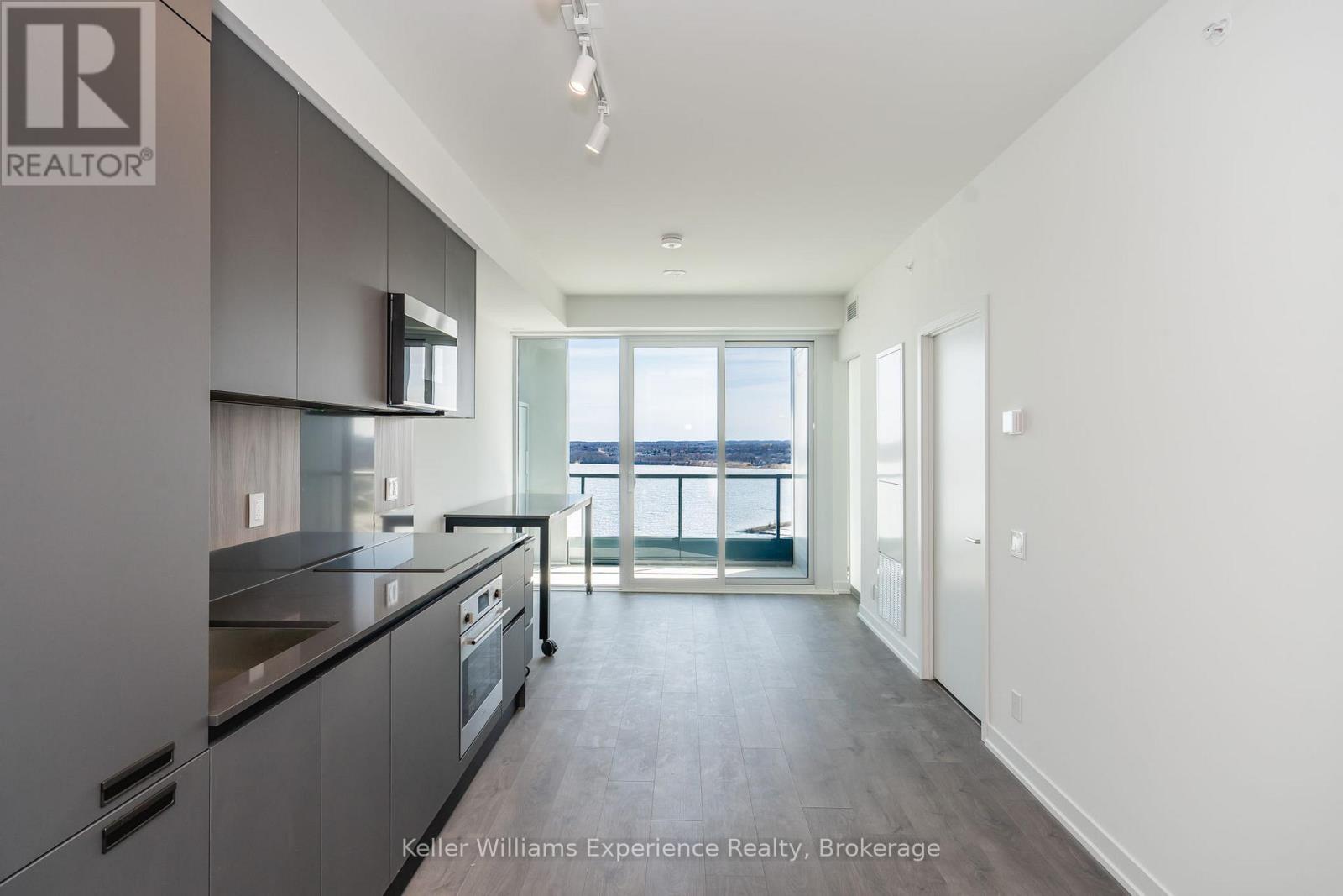 1910 - 39 Mary Street, Barrie (City Centre), Ontario  L4N 1S9 - Photo 8 - S13048416