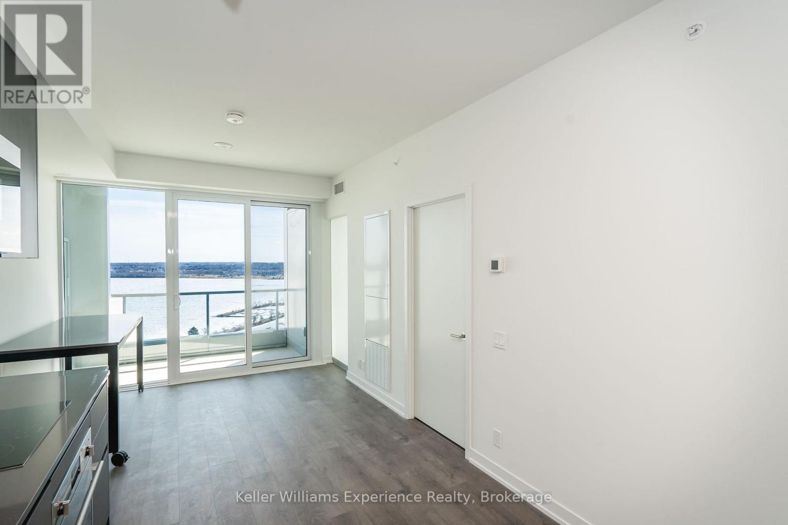 1910 - 39 Mary Street, Barrie (City Centre), Ontario  L4N 1S9 - Photo 9 - S13048416