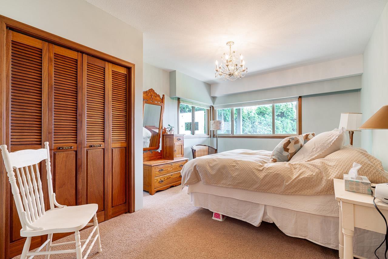 14366 Magdalen Avenue, White Rock, British Columbia  V4B 2X3 - Photo 36 - R3110786