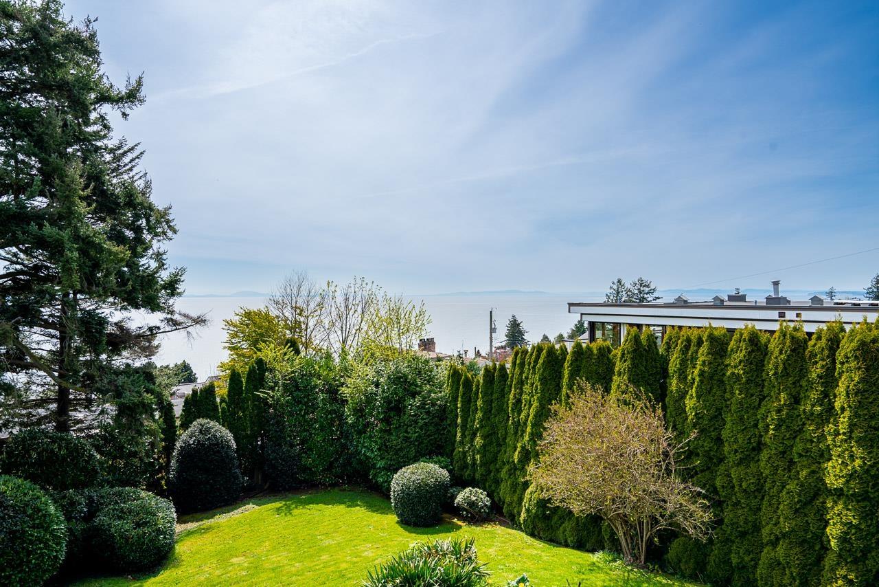 14366 Magdalen Avenue, White Rock, British Columbia  V4B 2X3 - Photo 16 - R3110786