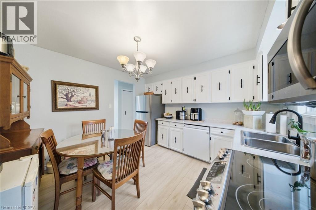 147 Forest Road, Brantford, Ontario  N3S 7L5 - Photo 15 - 40816312