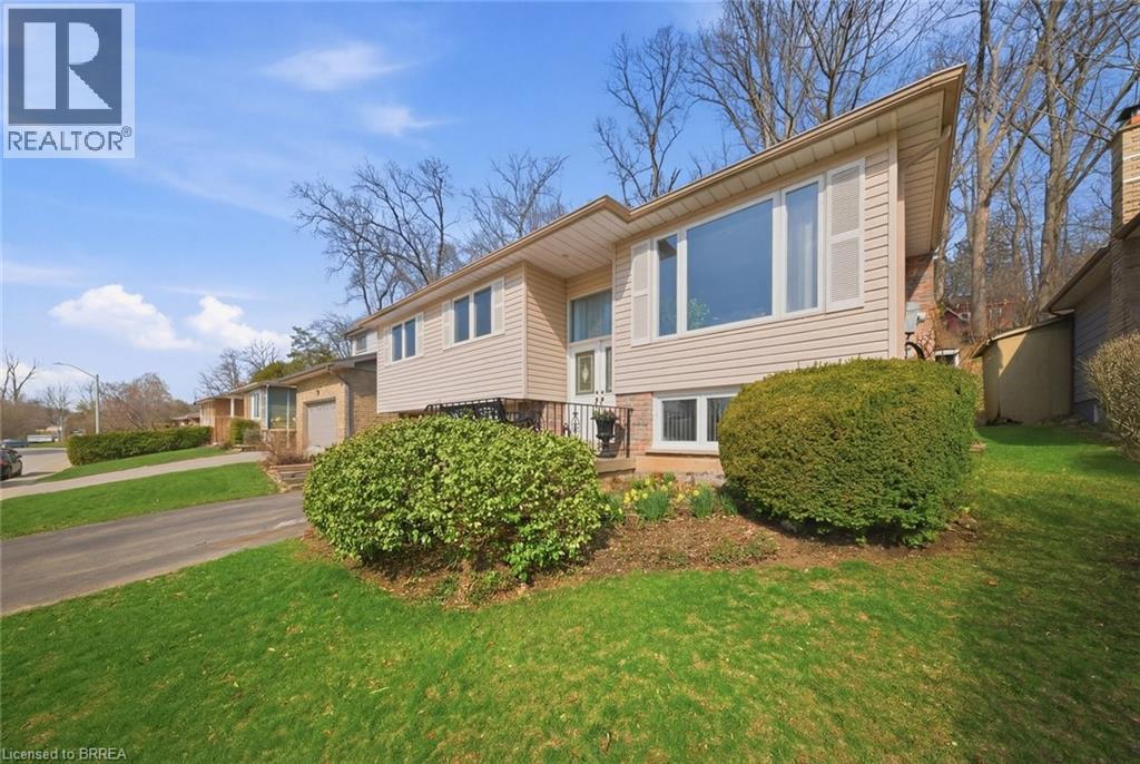 147 Forest Road, Brantford, Ontario  N3S 7L5 - Photo 6 - 40816312