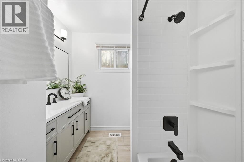 147 Forest Road, Brantford, Ontario  N3S 7L5 - Photo 20 - 40816312