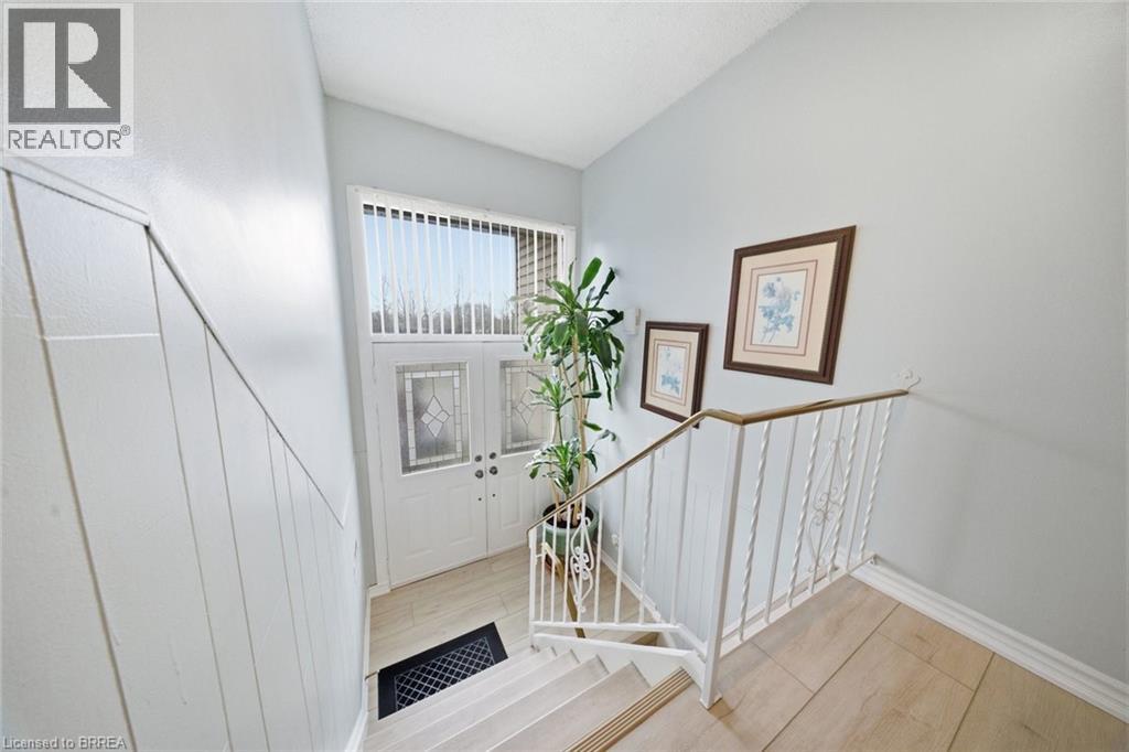 147 Forest Road, Brantford, Ontario  N3S 7L5 - Photo 8 - 40816312