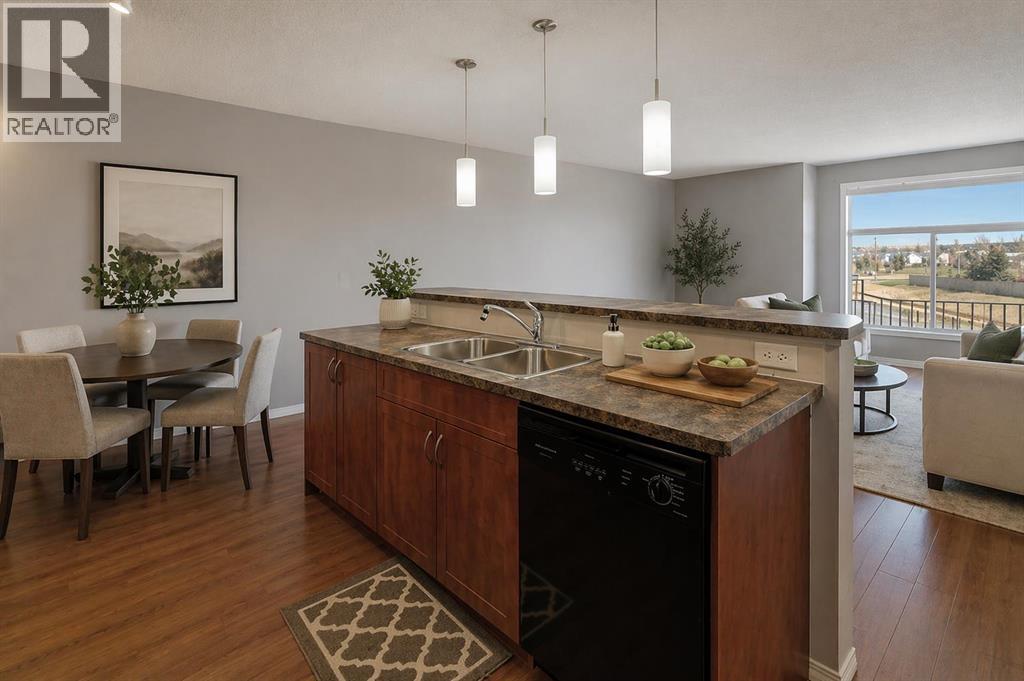 2429, 700 Willowbrook Road NW, Airdrie, Alberta  T4B 2B7 - Photo 13 - A2296314