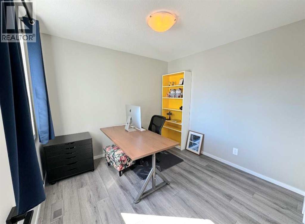 292 Yorkville Road Sw, Calgary, Alberta  T2X 4X4 - Photo 18 - A2298249