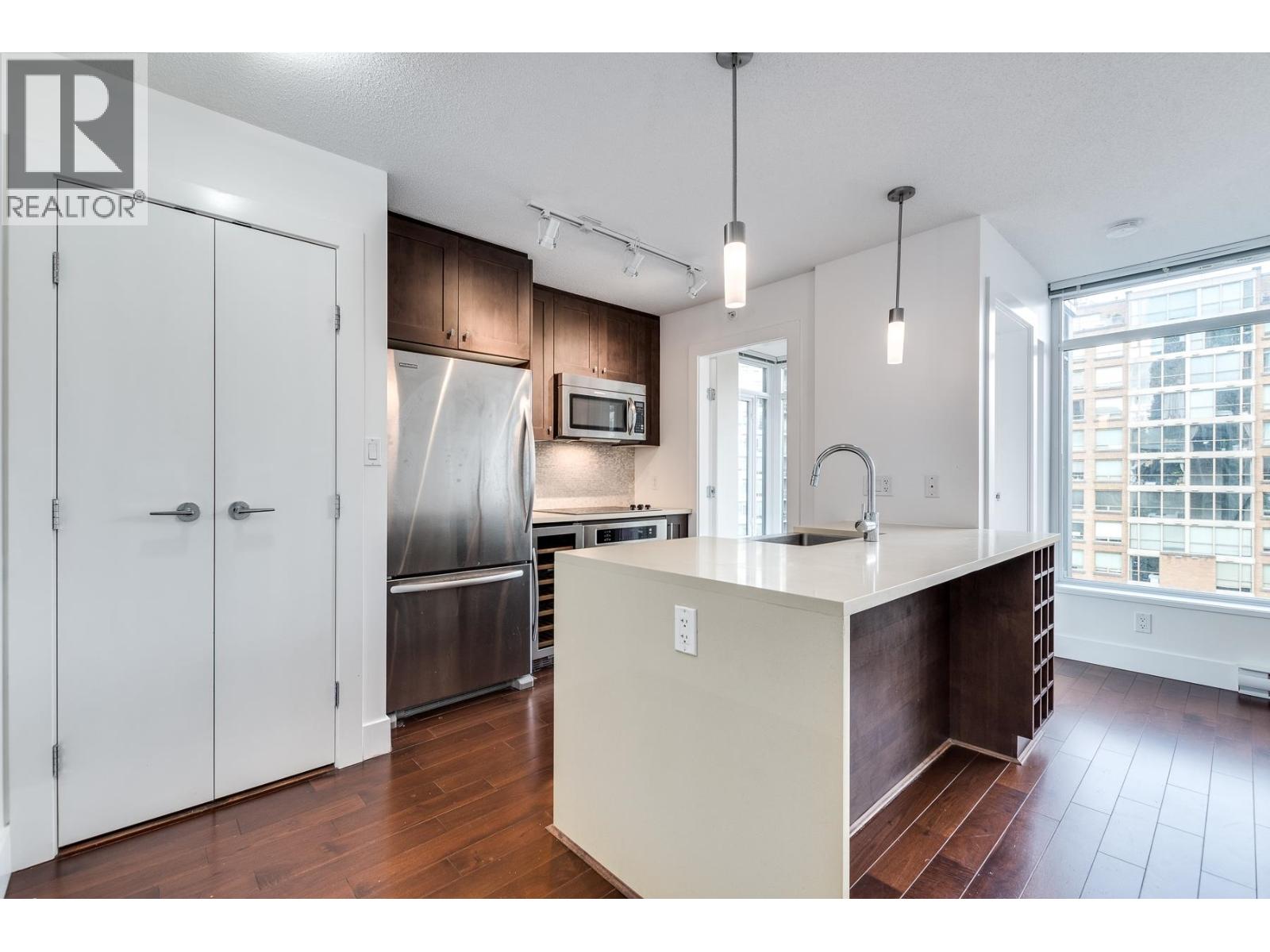 1404 888 Homer Street, Vancouver, British Columbia  V6B 0H7 - Photo 13 - R3090253