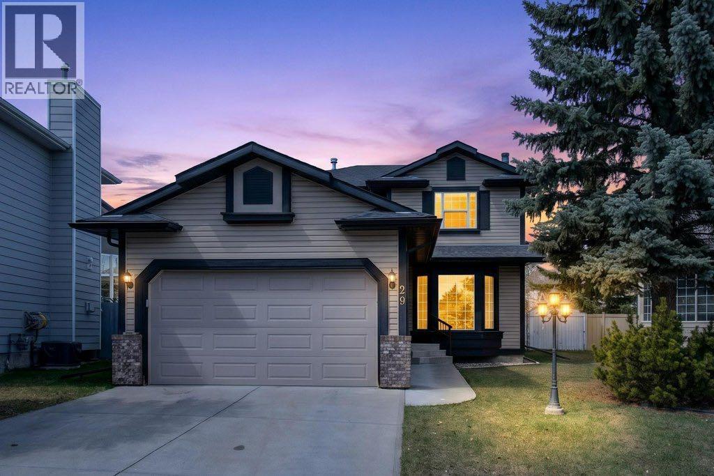 29 Shannon Manor SW, Calgary, Alberta