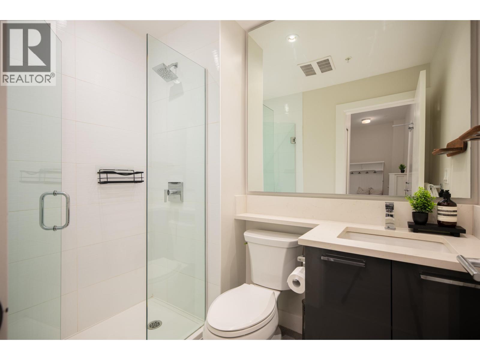 303 1768 Gilmore Avenue, Burnaby, British Columbia  V5C 0L4 - Photo 13 - R3110470