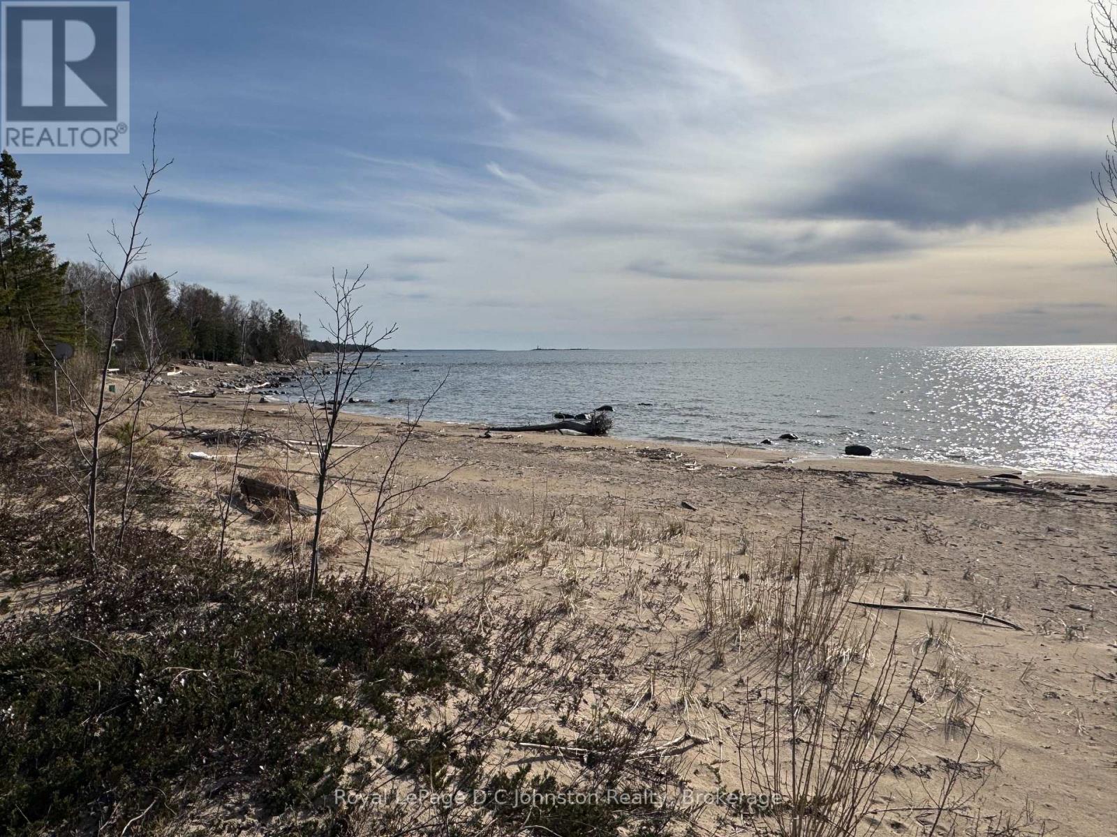 251 Bruce 13 Road, Native Leased Lands, Ontario  N0H 2L0 - Photo 2 - X13048434