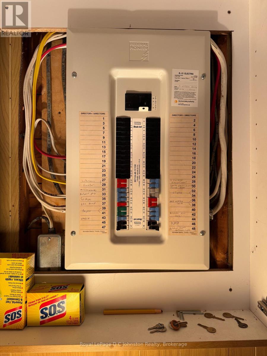 251 Bruce 13 Road, Native Leased Lands, Ontario  N0H 2L0 - Photo 20 - X13048434