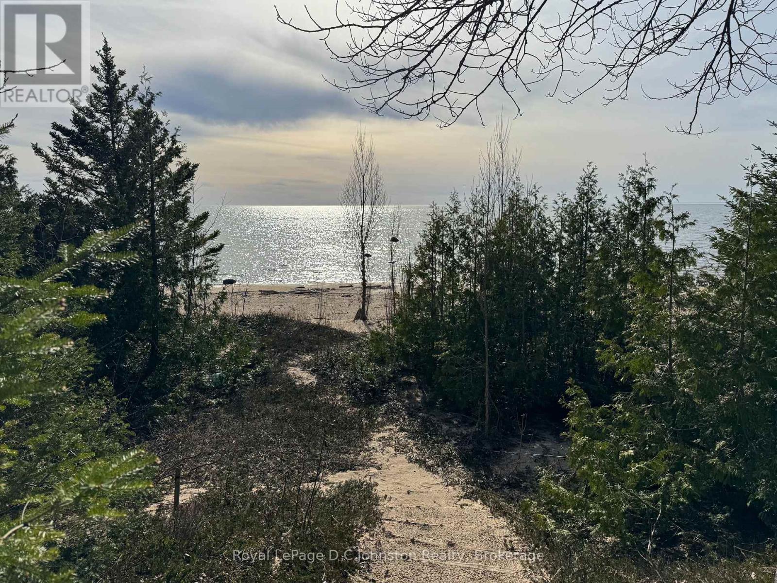 251 Bruce 13 Road, Native Leased Lands, Ontario  N0H 2L0 - Photo 5 - X13048434