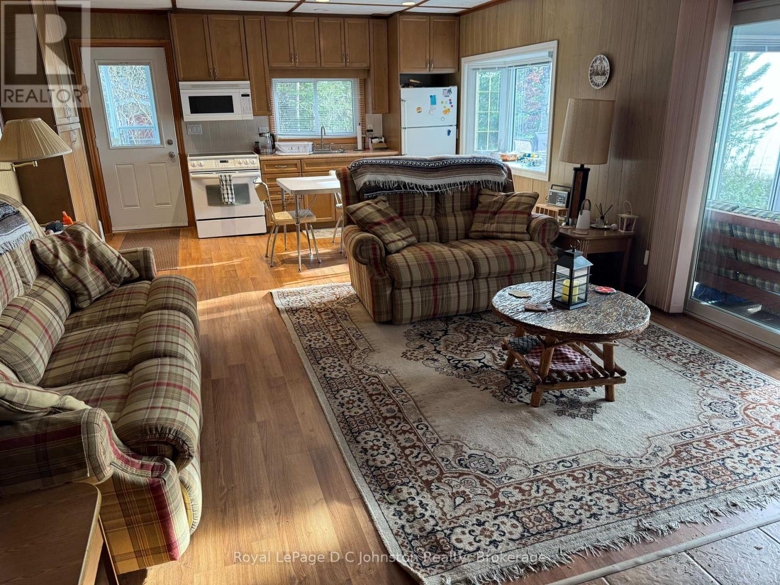 251 Bruce 13 Road, Native Leased Lands, Ontario  N0H 2L0 - Photo 7 - X13048434