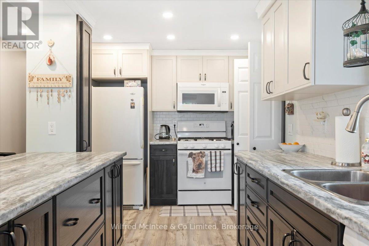 21571 Grey Road 16, Georgian Bluffs, Ontario  N0H 2N0 - Photo 10 - X13048592