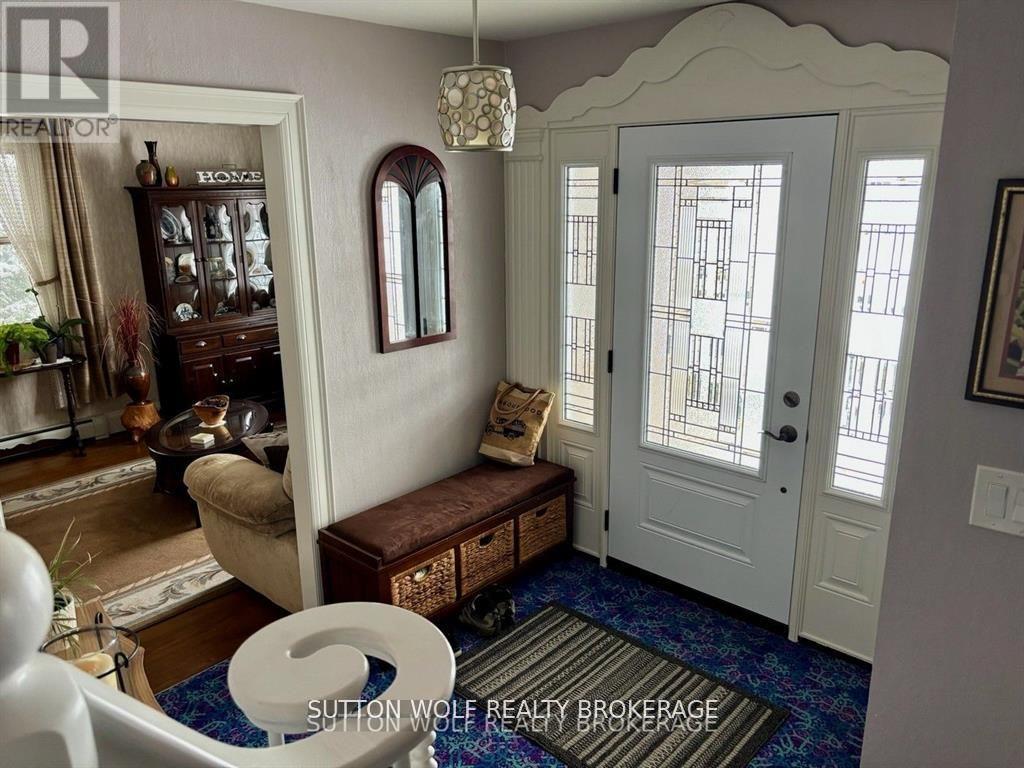 315 Caradoc Street N, Strathroy-Caradoc, Ontario  N7G 2N1 - Photo 3 - X13048316