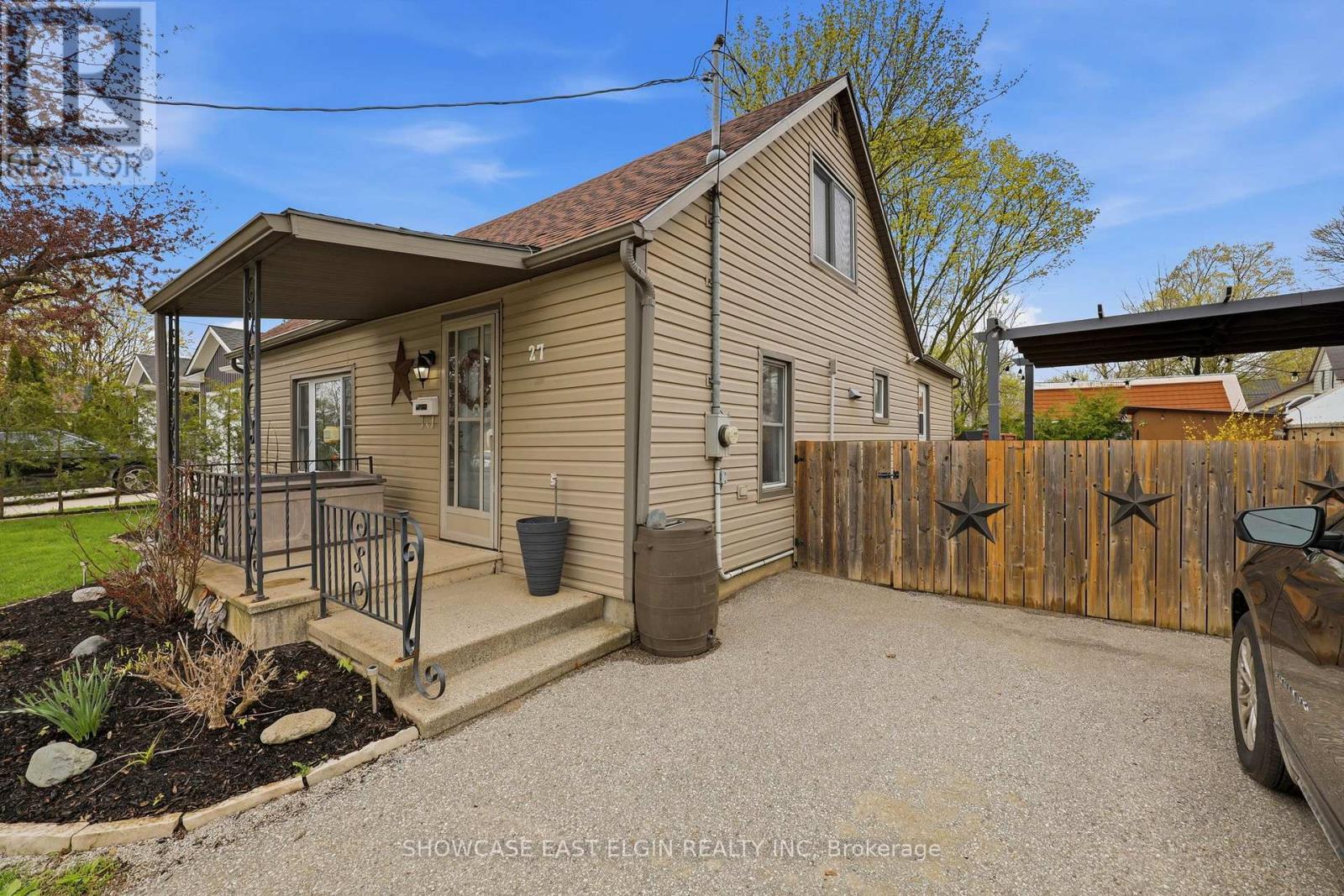 27 Linden Street, Aylmer, Ontario  N5H 1Y7 - Photo 2 - X13048364