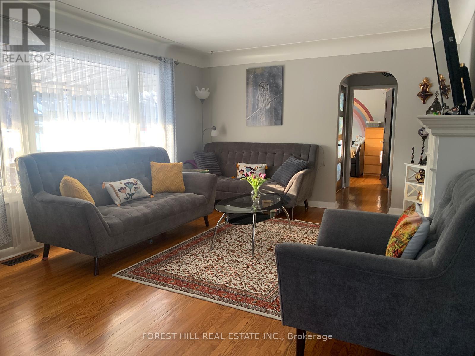 292 Griffith Street, London South, Ontario  N6K 2R6 - Photo 4 - X13048374