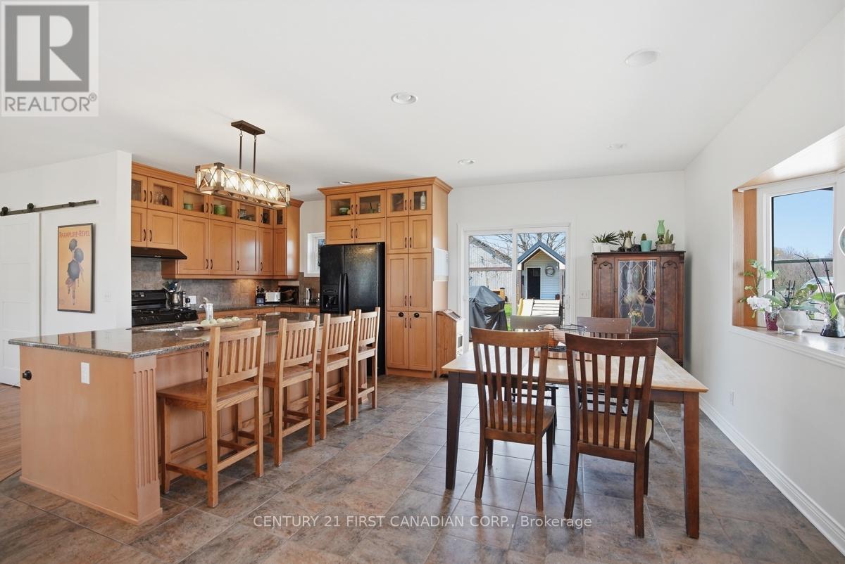 3159 Nauvoo Road, Brooke-Alvinston, Ontario  N0N 1A0 - Photo 12 - X13048426