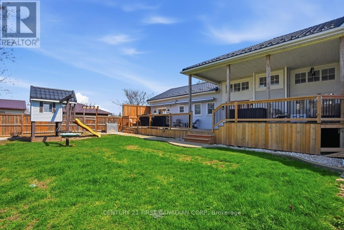 3159 Nauvoo Road, Brooke-Alvinston, Ontario  N0N 1A0 - Photo 40 - X13048426