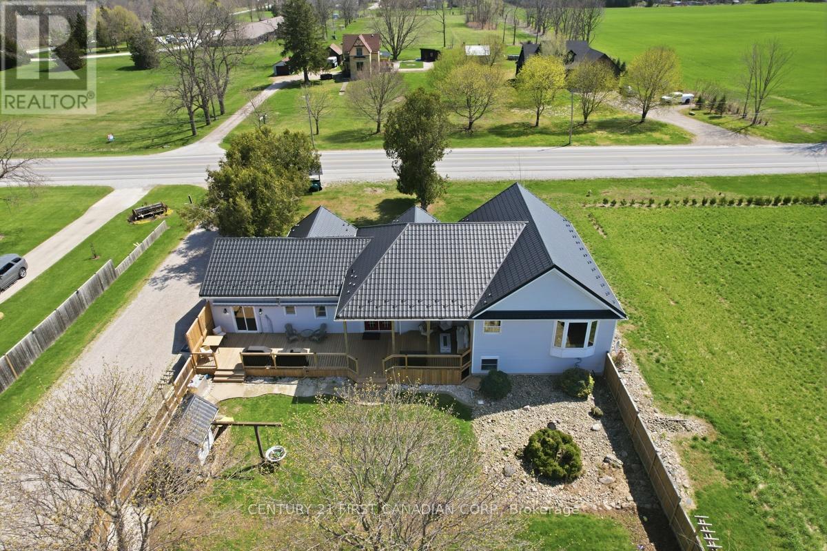 3159 Nauvoo Road, Brooke-Alvinston, Ontario  N0N 1A0 - Photo 44 - X13048426