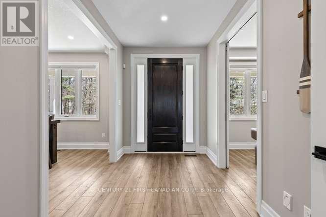 10331 Sherwood Crescent, Lambton Shores, Ontario  N0M 1T0 - Photo 25 - X13048580