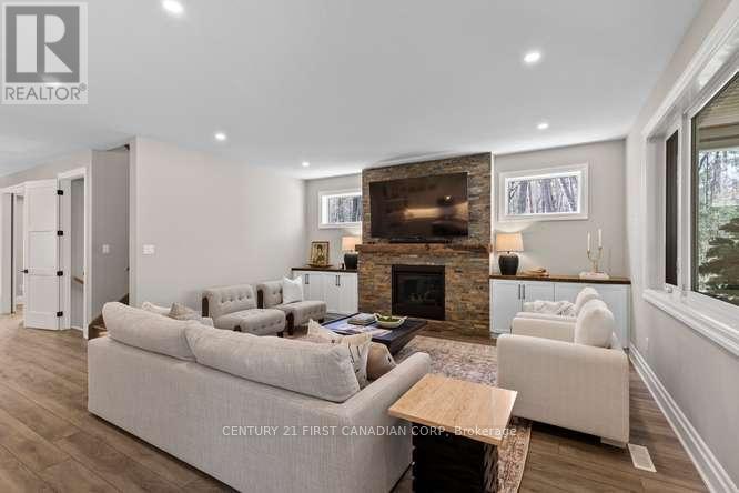 10331 Sherwood Crescent, Lambton Shores, Ontario  N0M 1T0 - Photo 33 - X13048580