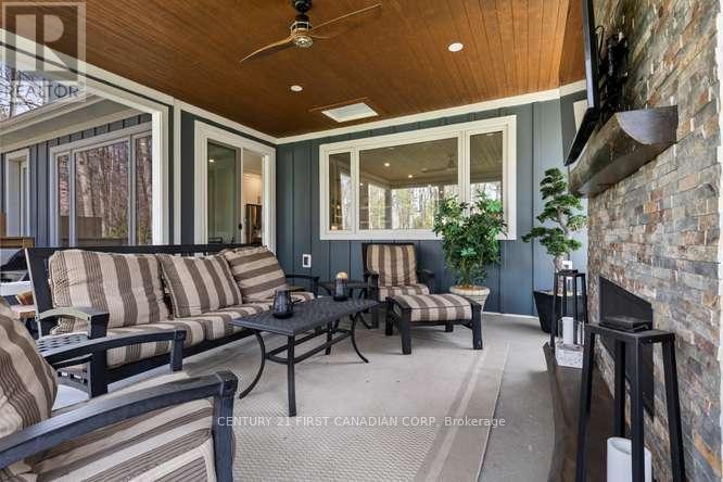 10331 Sherwood Crescent, Lambton Shores, Ontario  N0M 1T0 - Photo 41 - X13048580