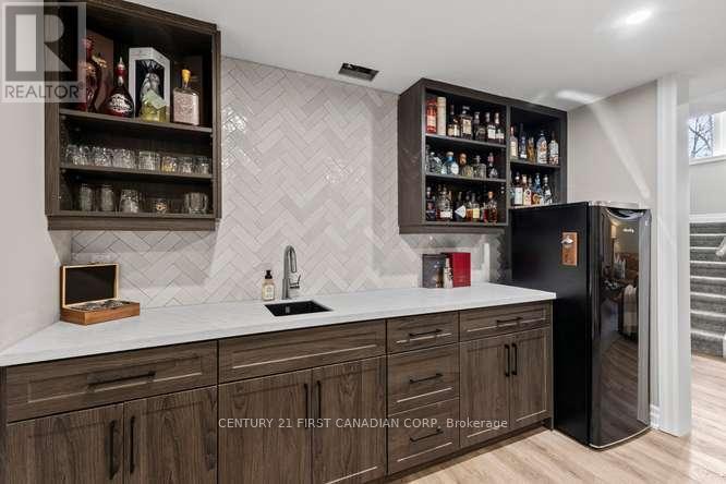 10331 Sherwood Crescent, Lambton Shores, Ontario  N0M 1T0 - Photo 43 - X13048580