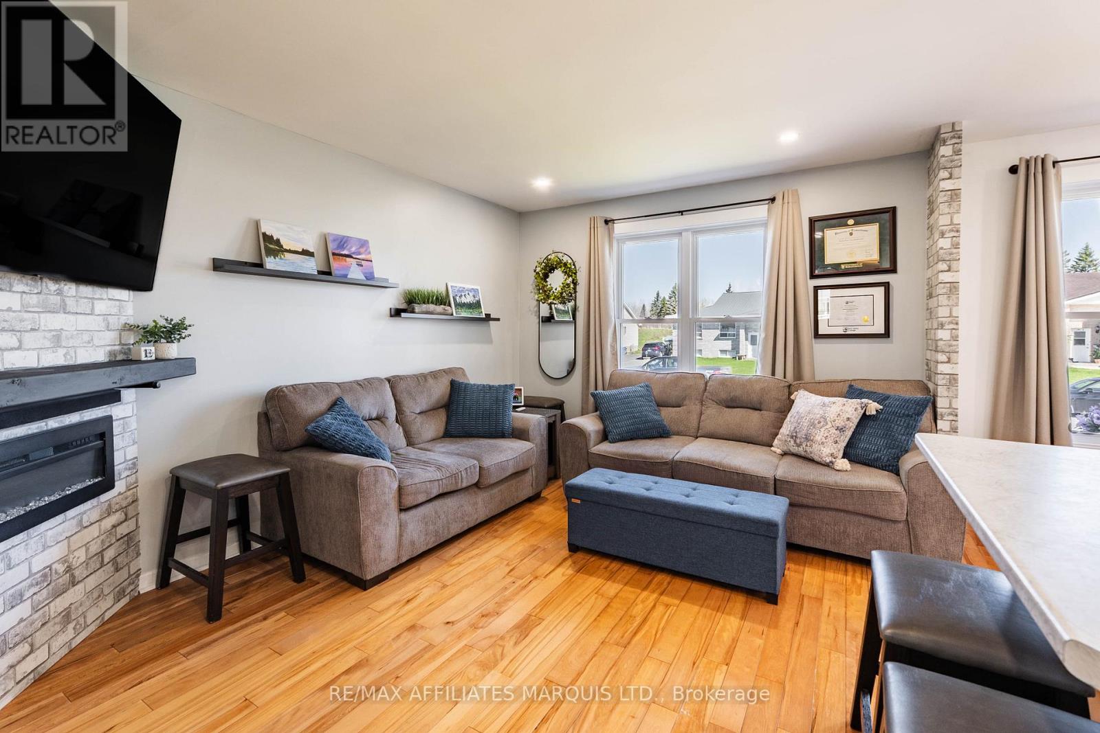 124 Northwoods Crescent, Cornwall, Ontario  K6H 6X3 - Photo 5 - X13048510