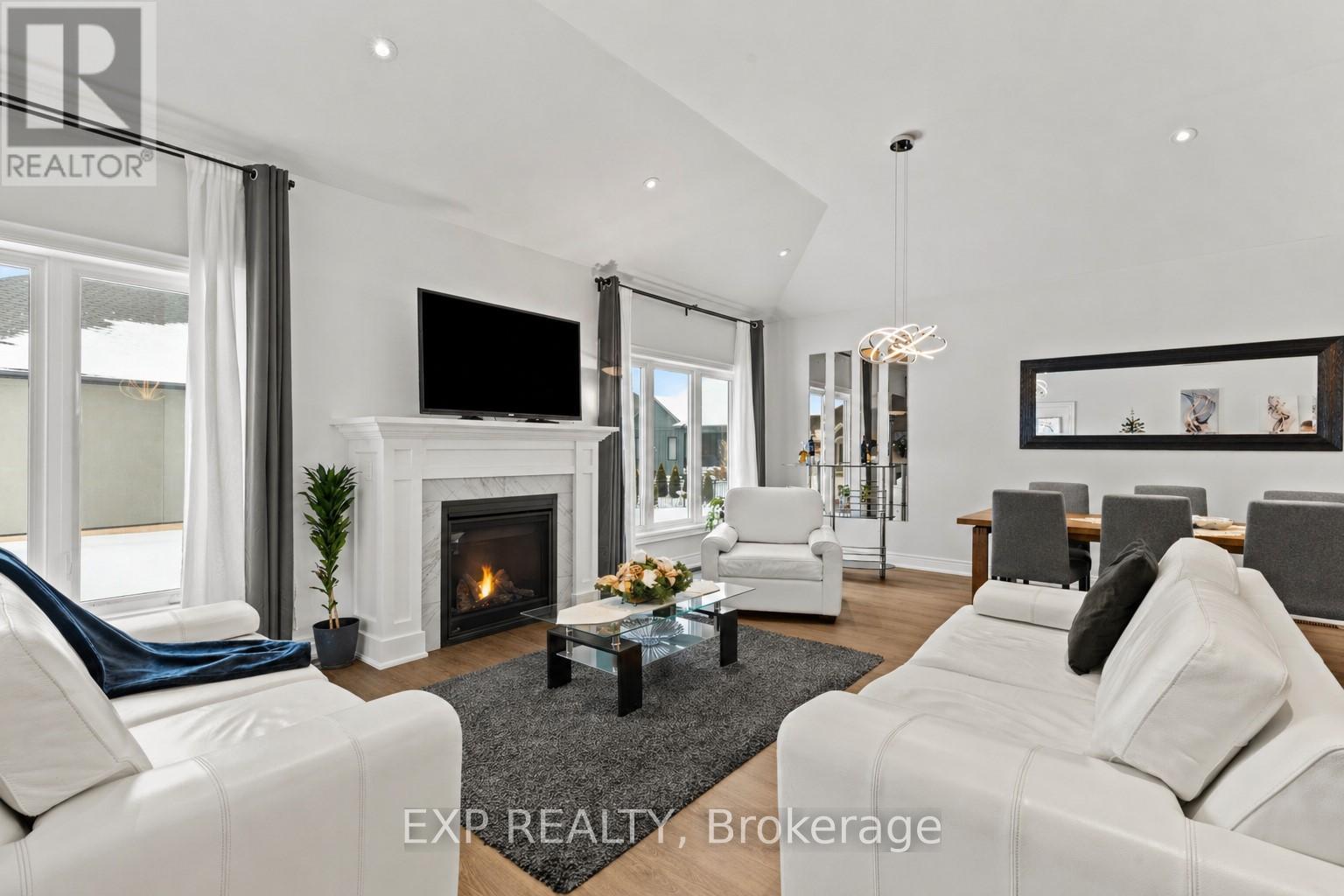 3571 Whispering Woods Trail, Fort Erie, Ontario  L0S 1N0 - Photo 15 - X12661210