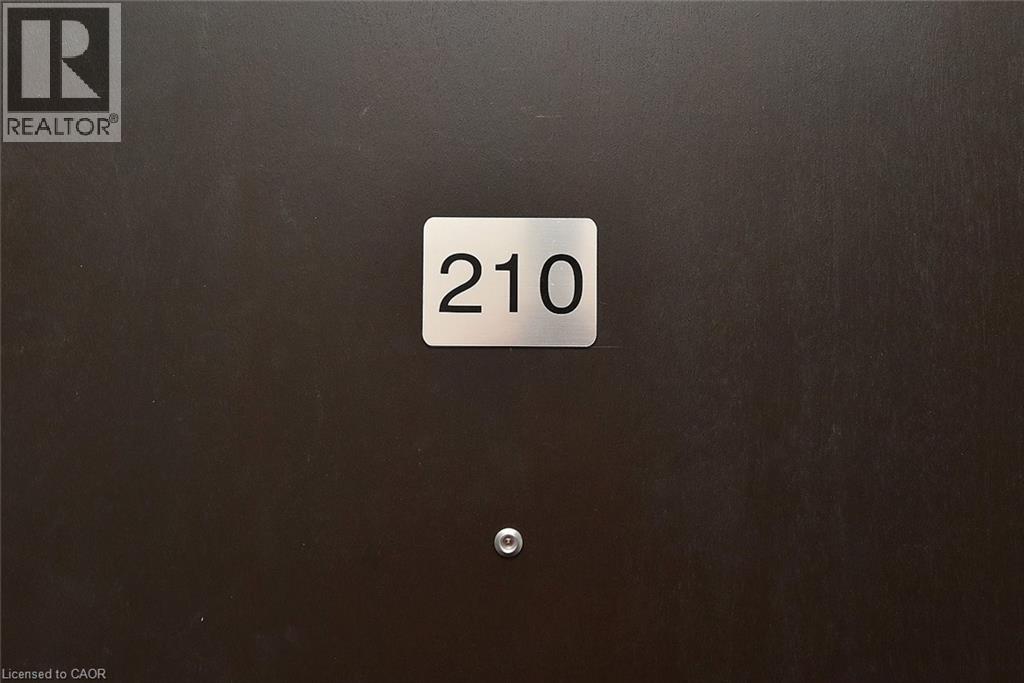 170 Rockhaven Lane Unit# 210, Hamilton, Ontario  L8B 1B5 - Photo 7 - 40824464