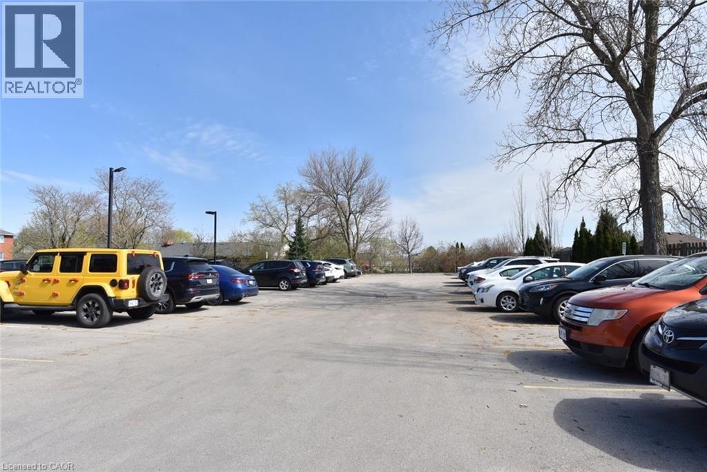 170 Rockhaven Lane Unit# 210, Hamilton, Ontario  L8B 1B5 - Photo 34 - 40824464